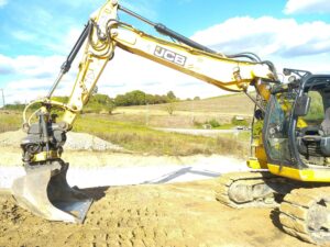 Prestation de pelle 16 tonnes avec chauffeur