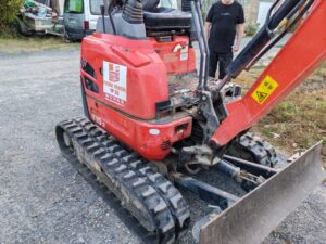 Location de Mini Pelle Kubota U15 à Langon: Idéale pour Vos Travaux de Décapage